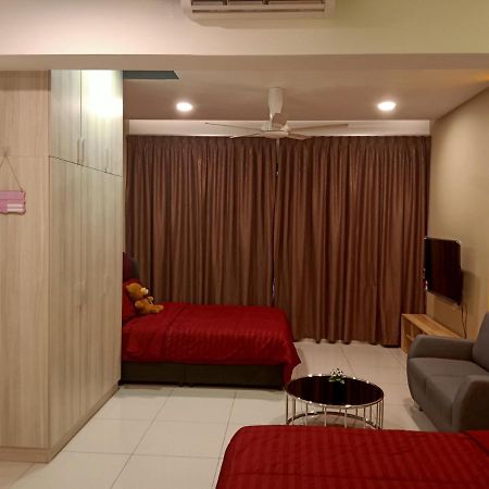 #4 Summer Studio - One South Seri Kembangan Exterior photo